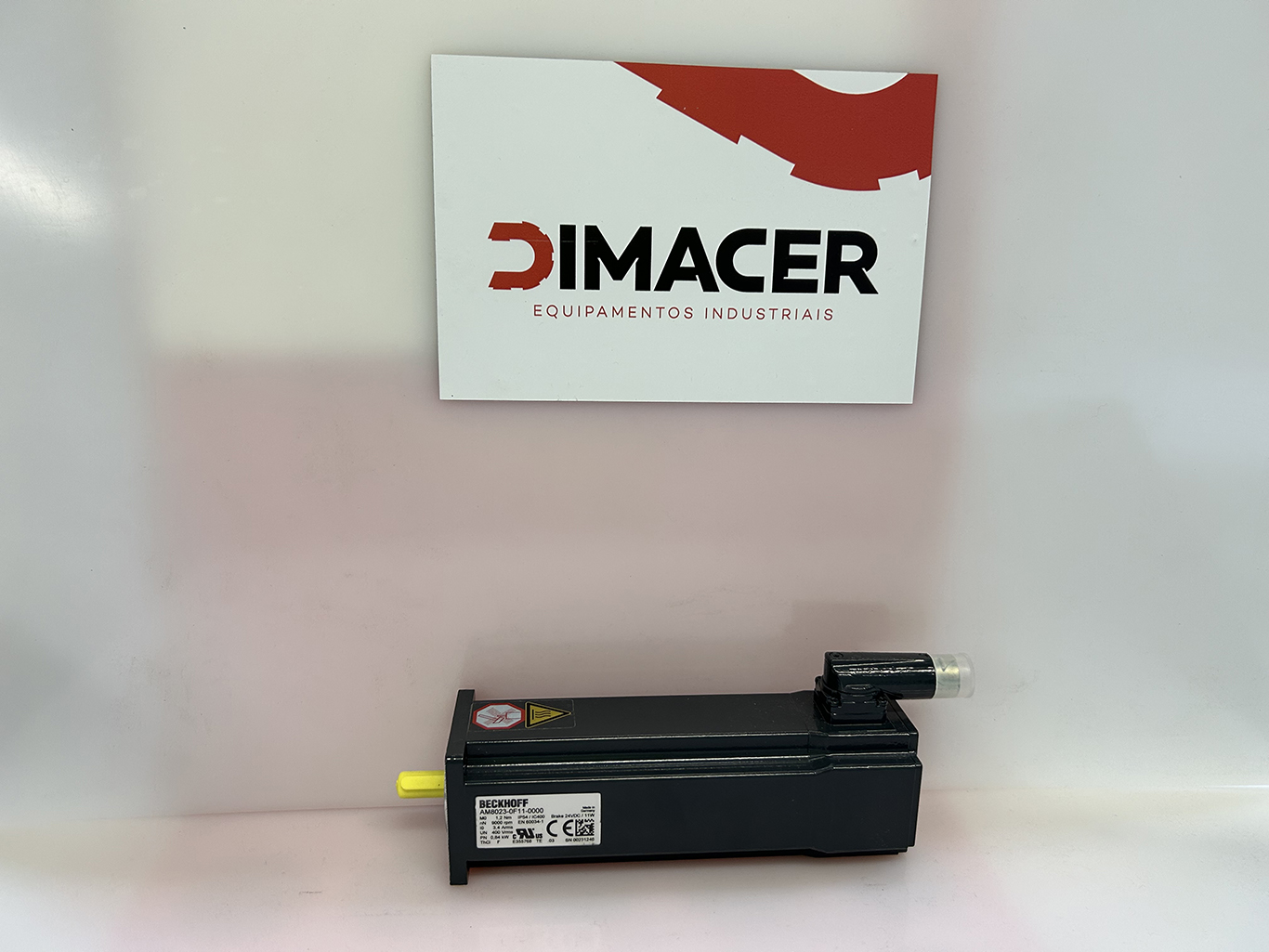 2 - Servo motor AM8023-0f11 Beckhoff