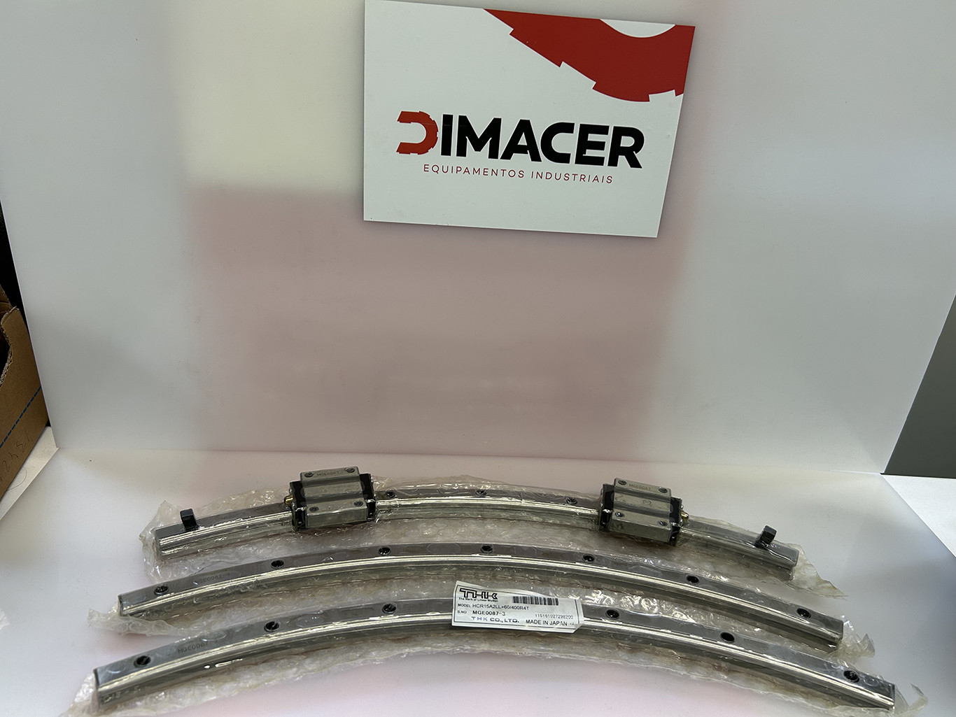 1 - THK Patin+ Guia HCR15A2LL+60/400R-4T